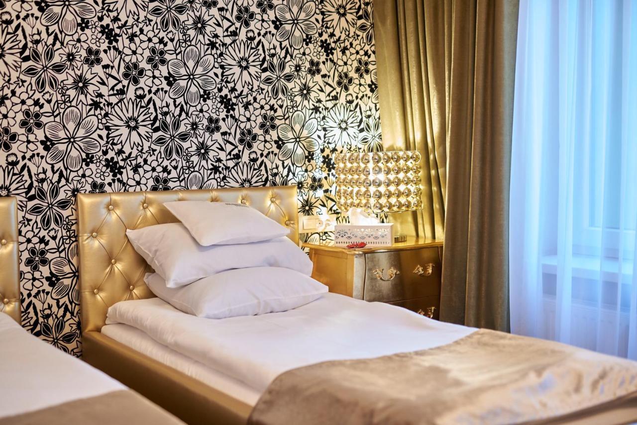 Weekend Boutique Hotel Kisinyov Kültér fotó